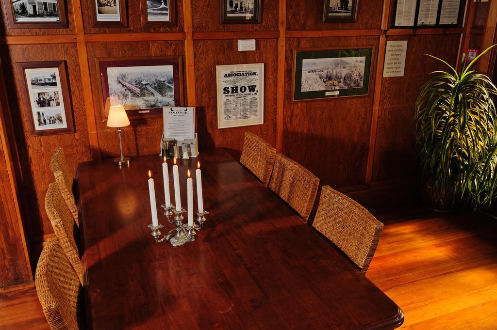 Blacks Hotel Ophir エクステリア 写真